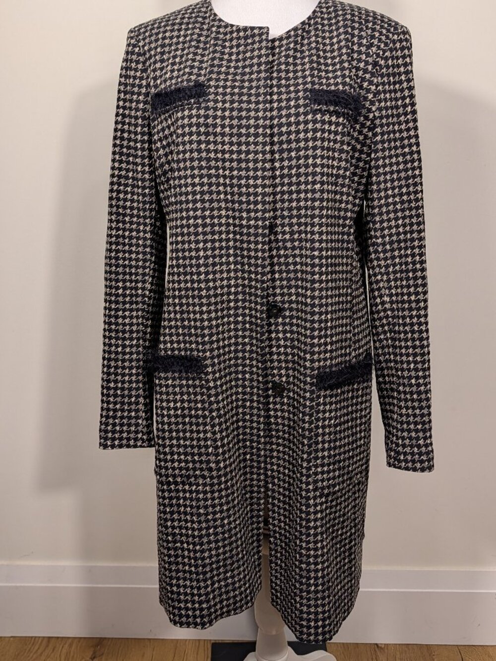Varteks Houndstooth Coatigan | Chanel-Inspired | HUGO BOSS Maker | Sz 12